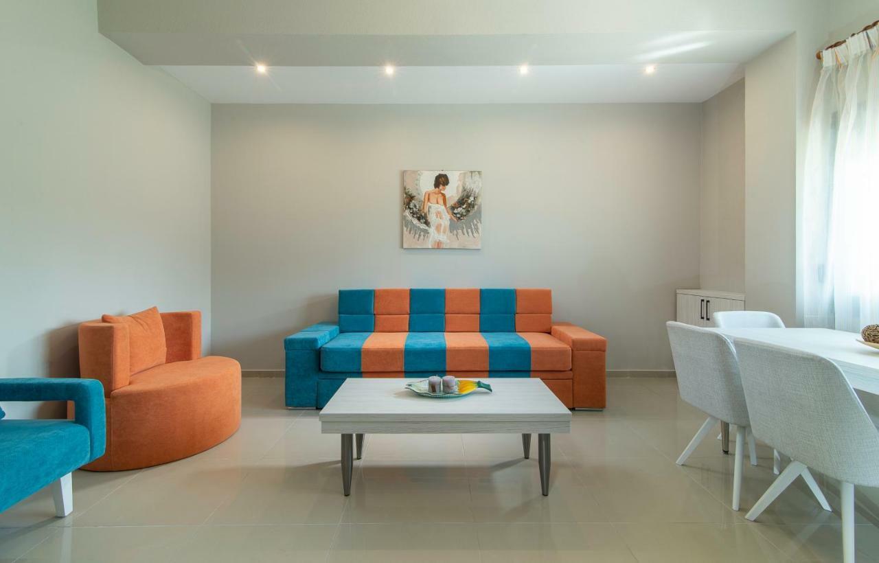 Luxury Apartments Marianna Néos Marmarás Exterior foto