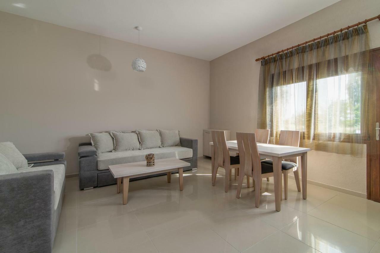 Luxury Apartments Marianna Néos Marmarás Exterior foto